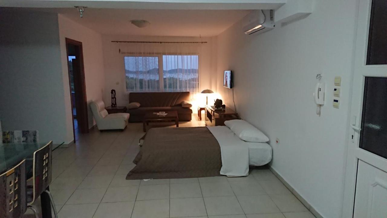 Apartment Ithakis Nea Iraklitsa Eksteriør bilde